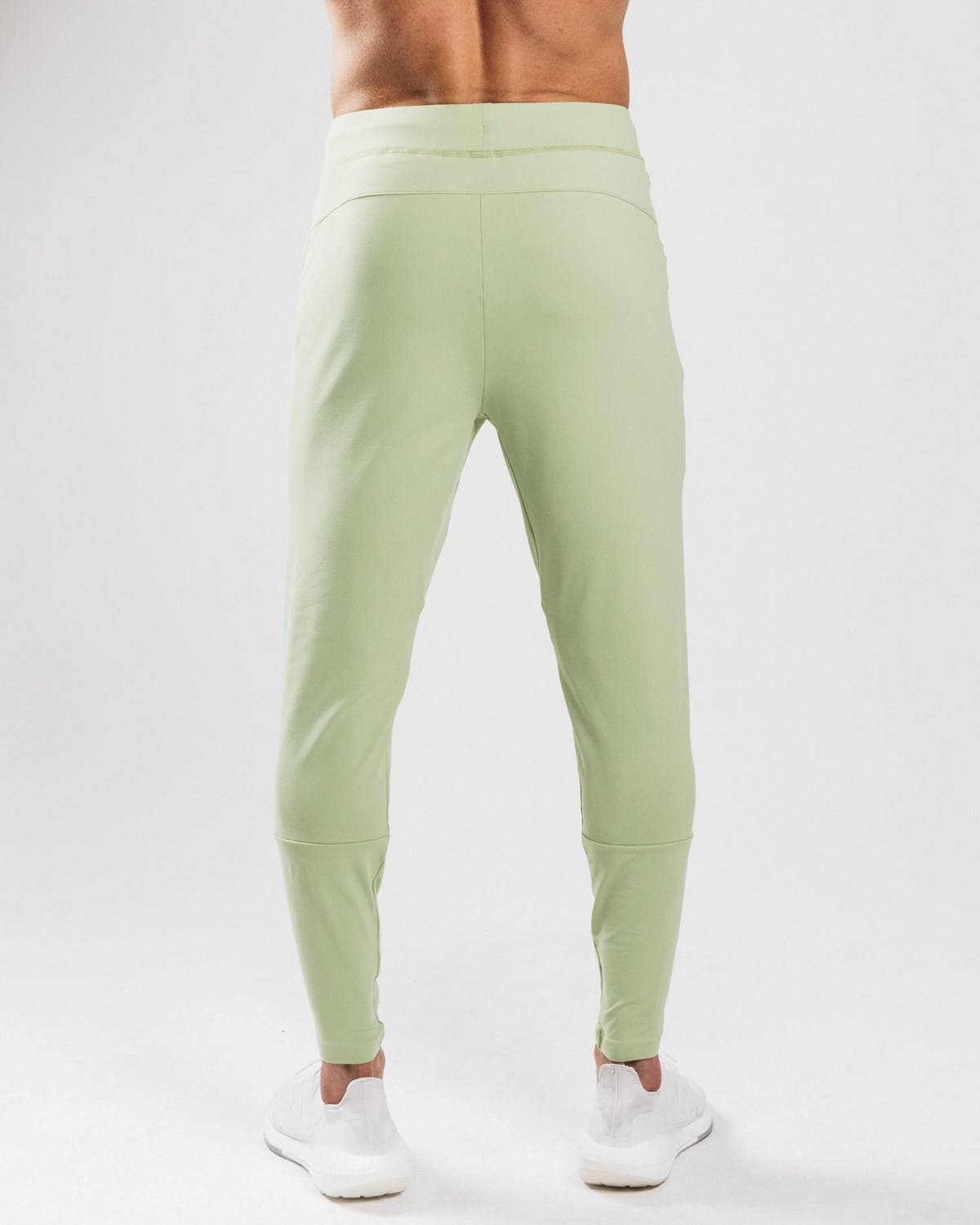 Alphalete 4-Way Stretch Jogger Frozen Spring | RXIND9745