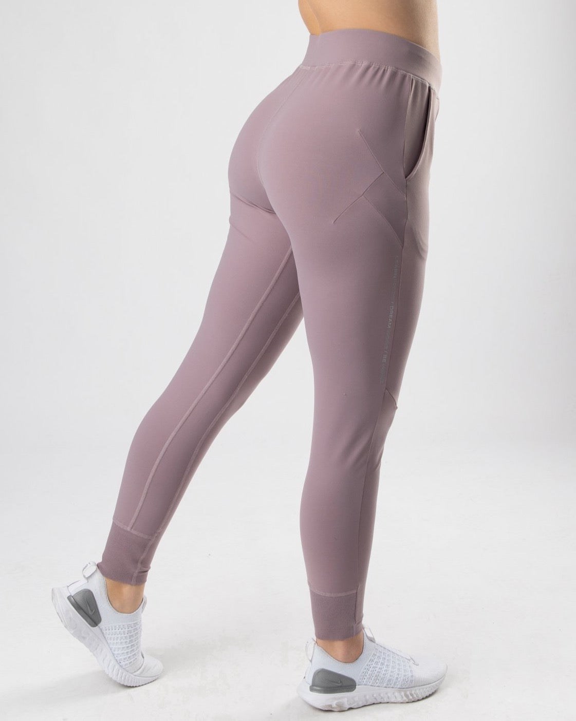 Alphalete 4-Way Stretch Jogger Lilla | YRCSW7380