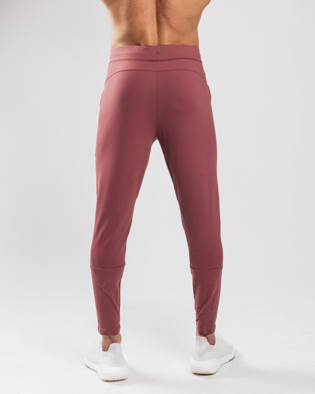 Alphalete 4-Way Stretch Jogger Mauve | IWEMB7069