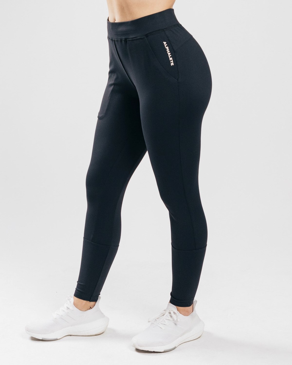 Alphalete 4-Way Stretch Jogger Sort | VSJGQ4396