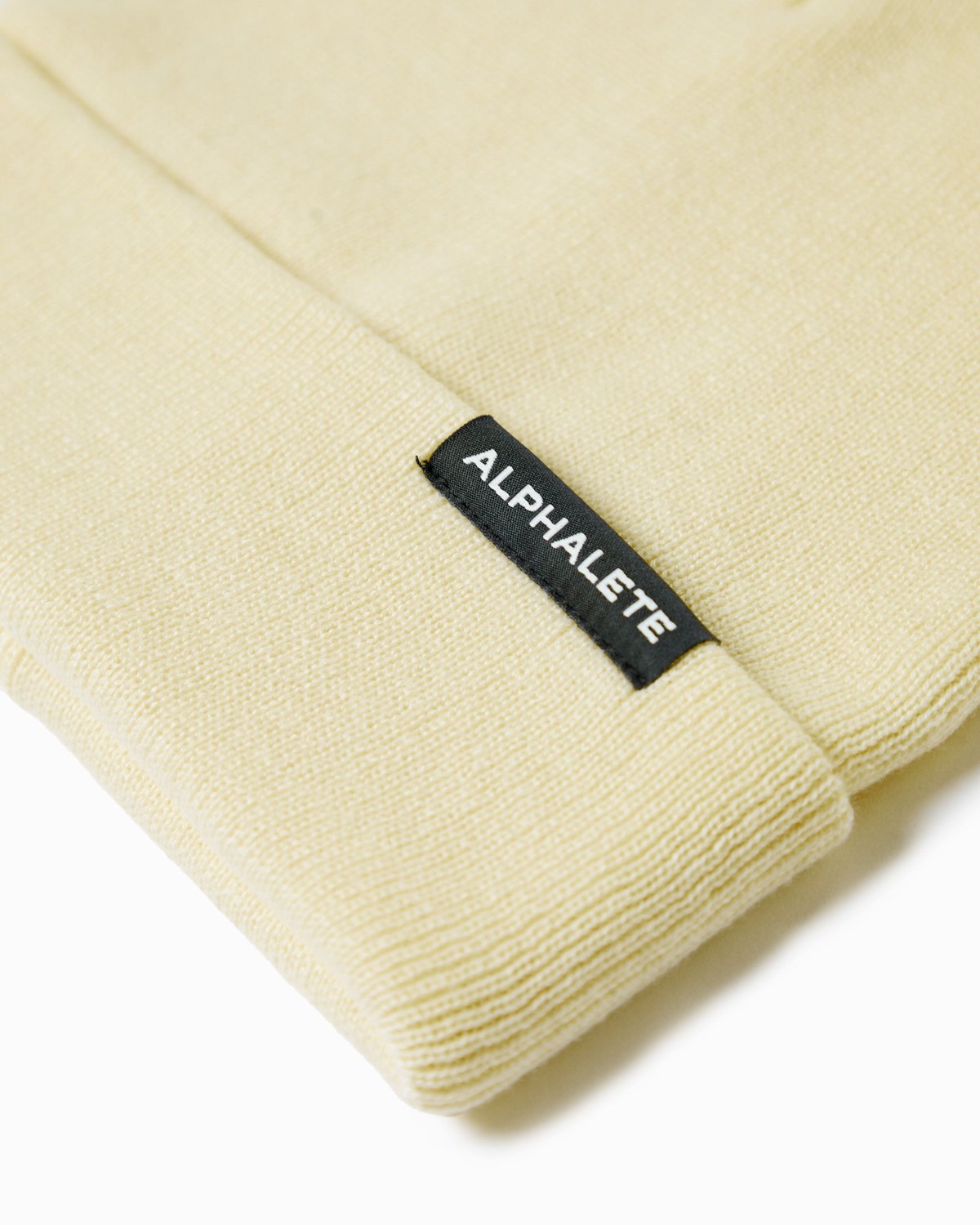 Alphalete Bomulds Knit Beanie Resin | WYIMK3562