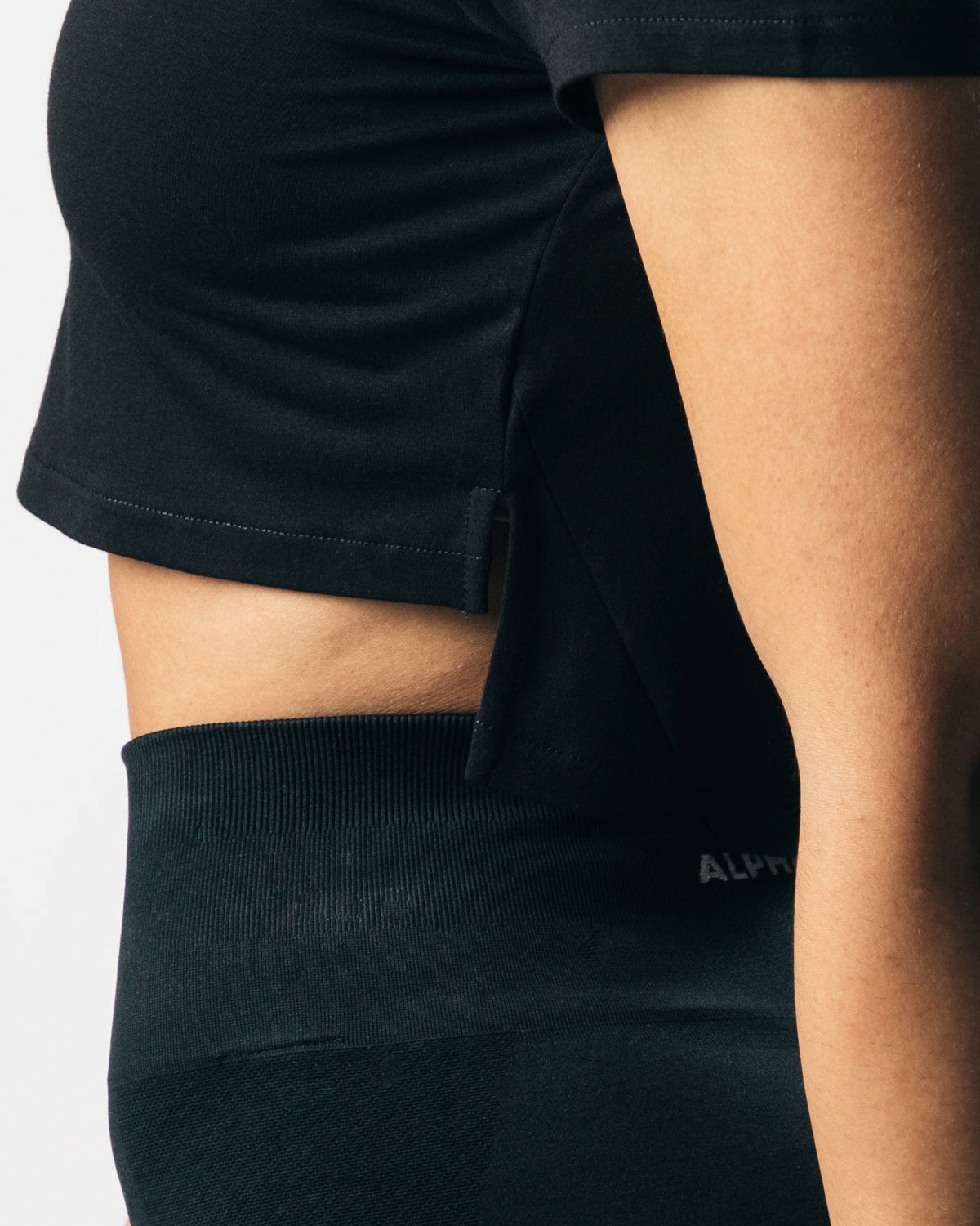 Alphalete Cropped Premium Kort Sleeve Sort | KNIVH3064