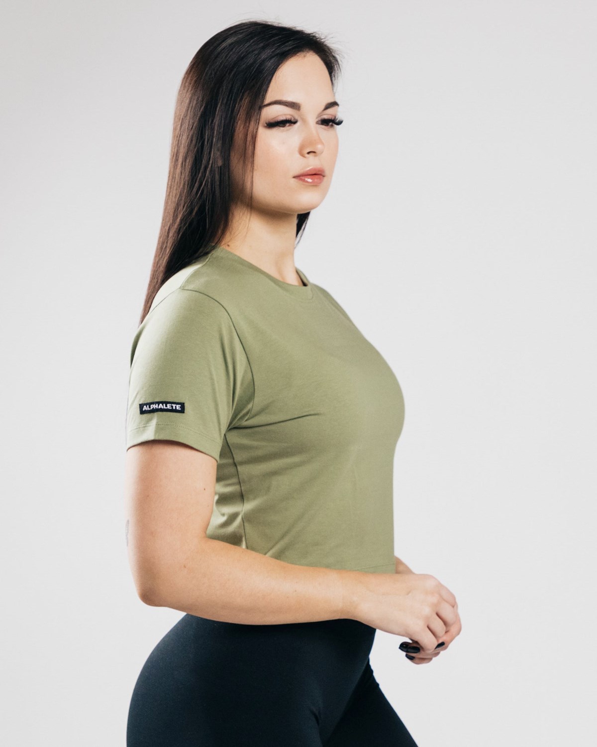 Alphalete Fitted Performance Crop Top Olivengrøn | EHUAI4325