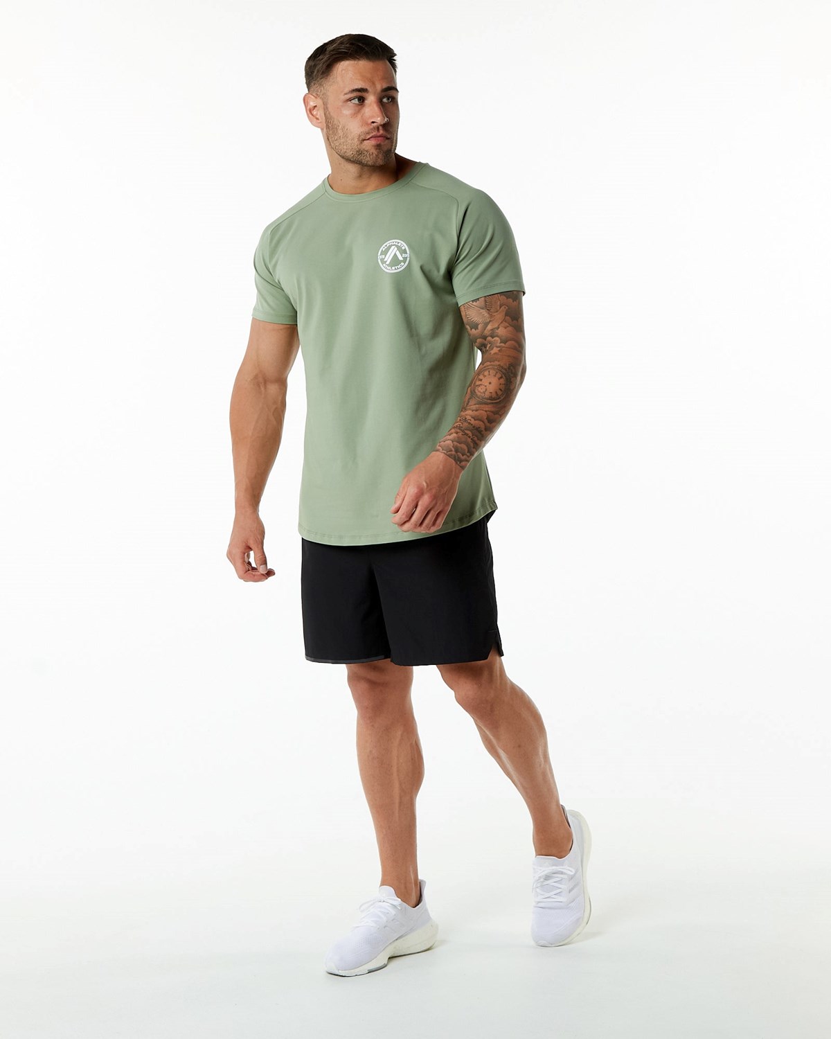 Alphalete Fitted Performance Kort Sleeve Sage | PCNKD9482