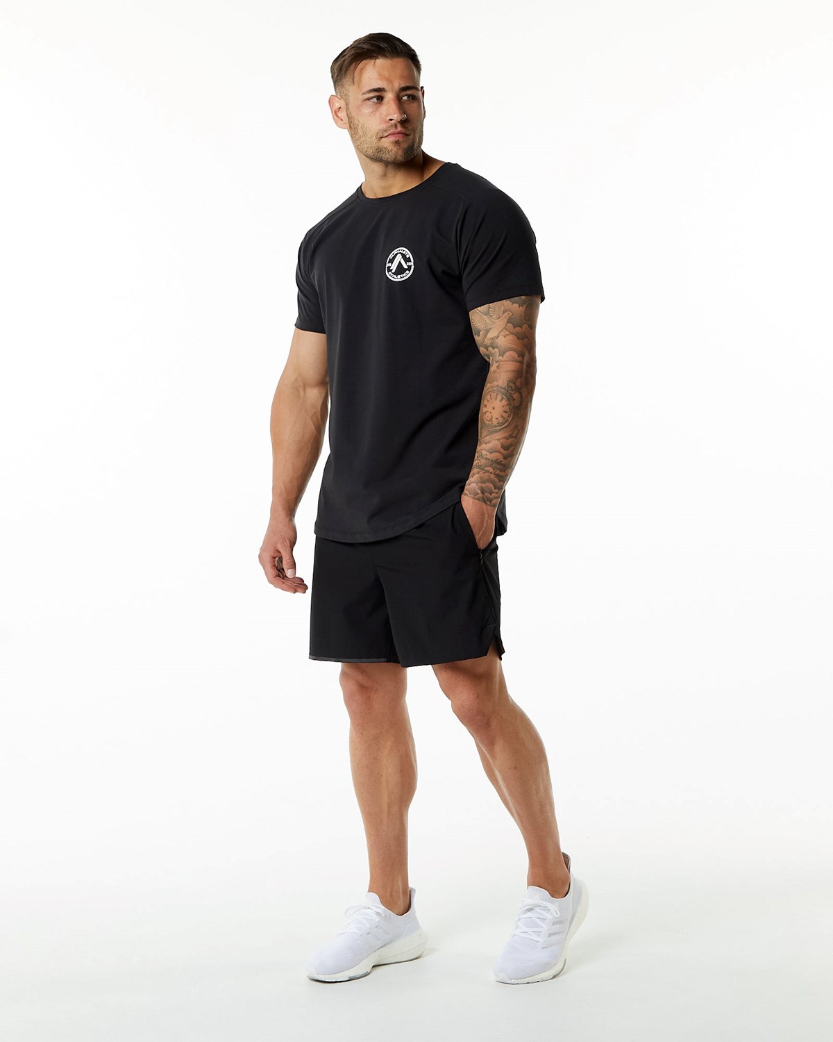 Alphalete Fitted Performance Kort Sleeve Sort | TQXDN2187