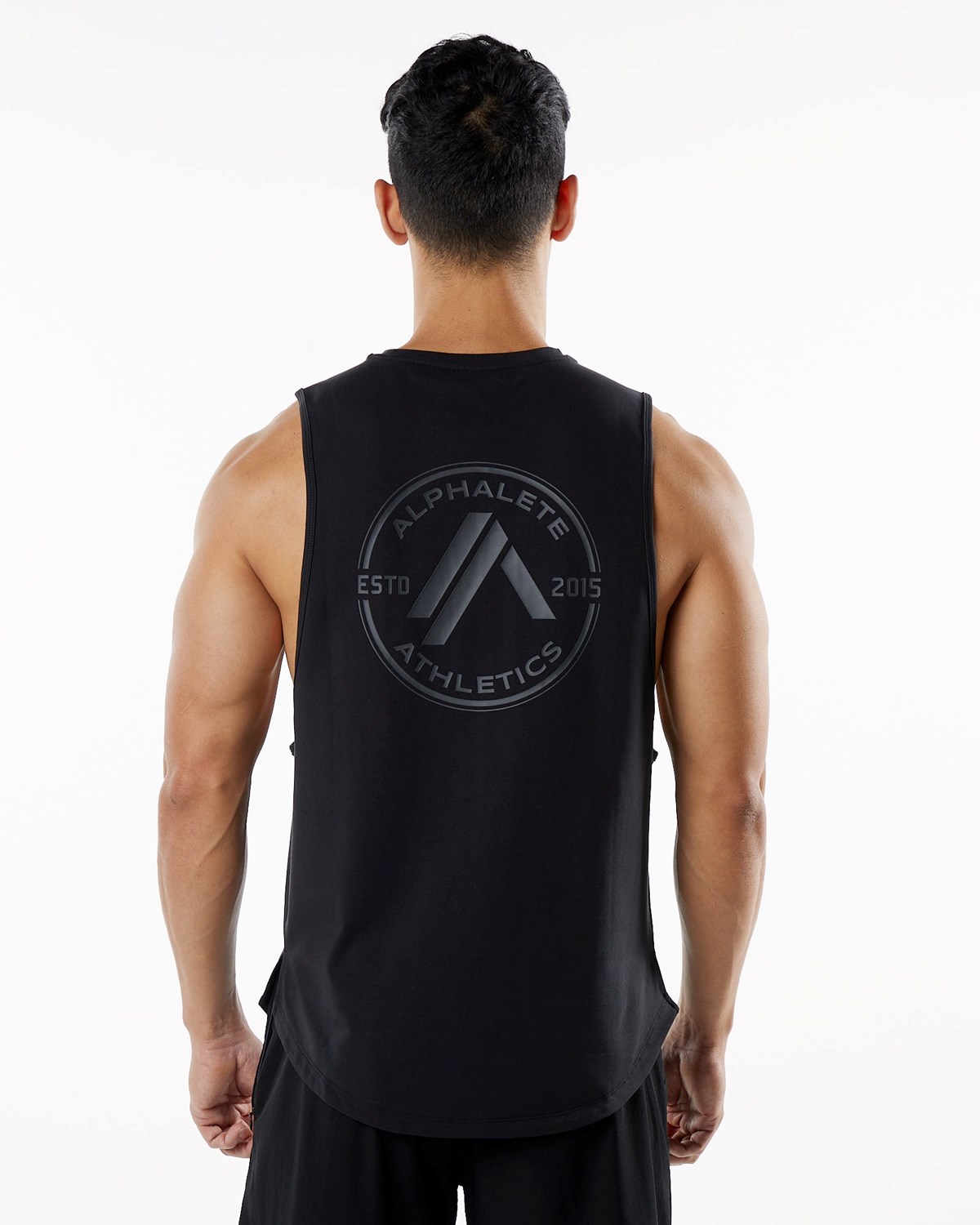 Alphalete Fitted Performance Tank Blackout | QGOAN4056