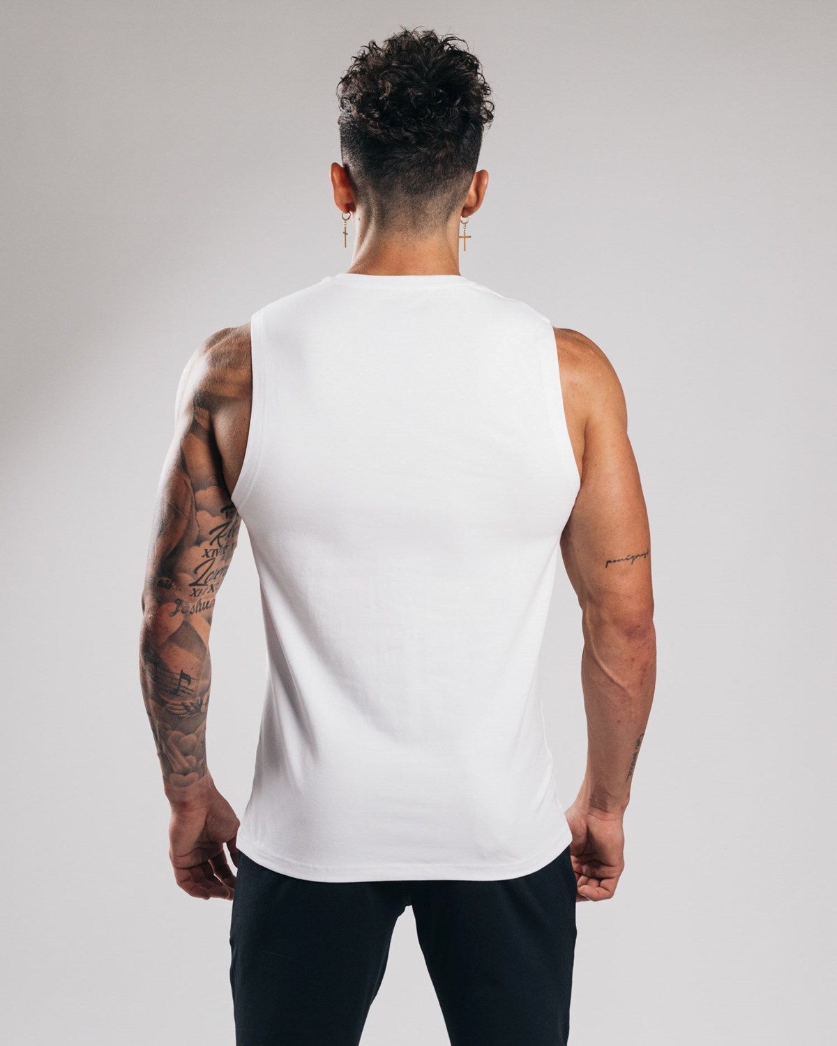 Alphalete Fitted Performance Tank Hvide | QALSF4328