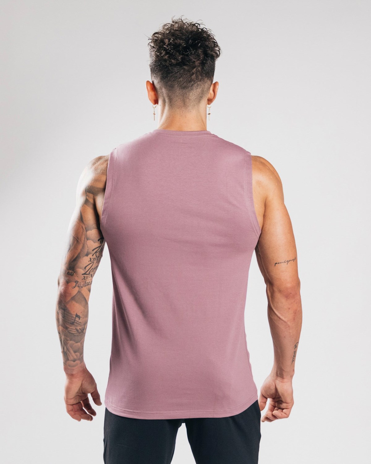 Alphalete Fitted Performance Tank Lilla | EPHMN7546