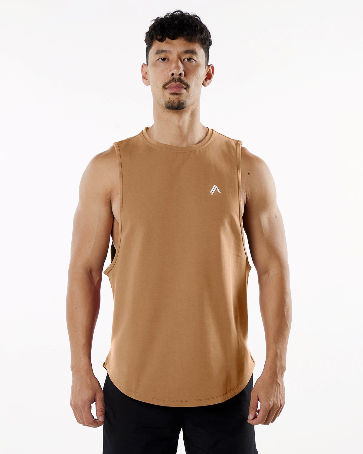 Alphalete Fitted Performance Tank Rust | GOWBD1506