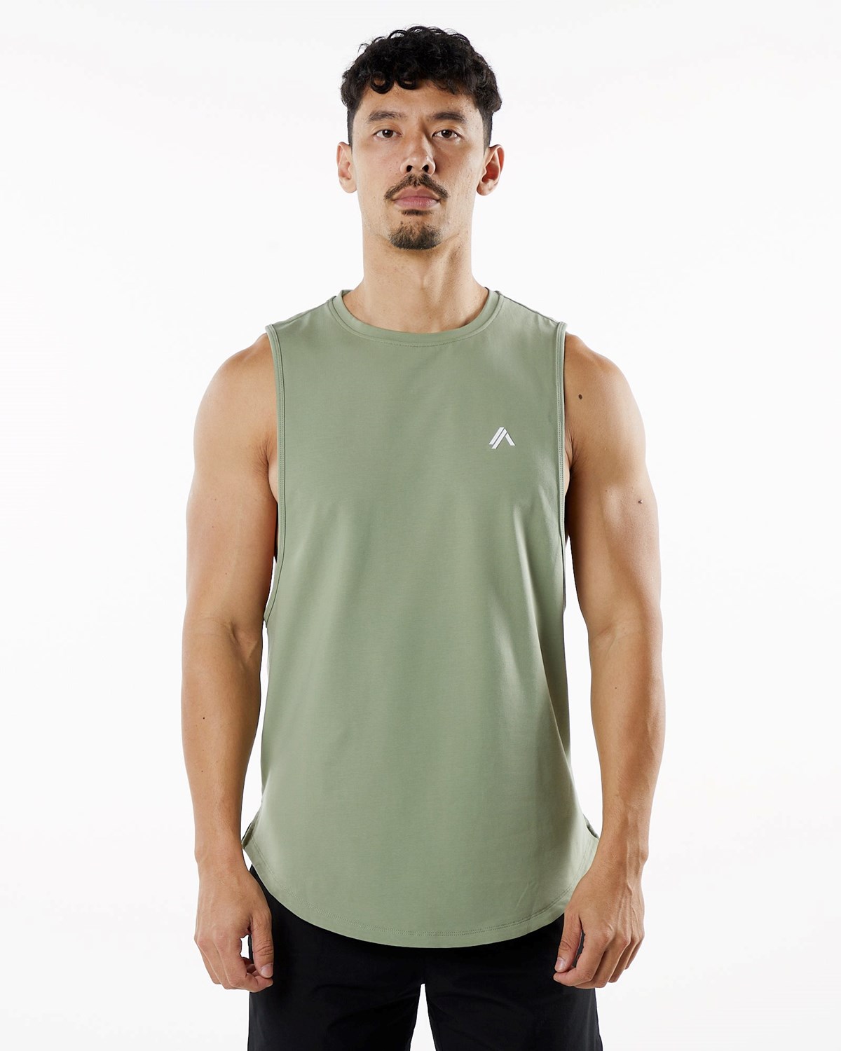 Alphalete Fitted Performance Tank Sage | XRMQY6573