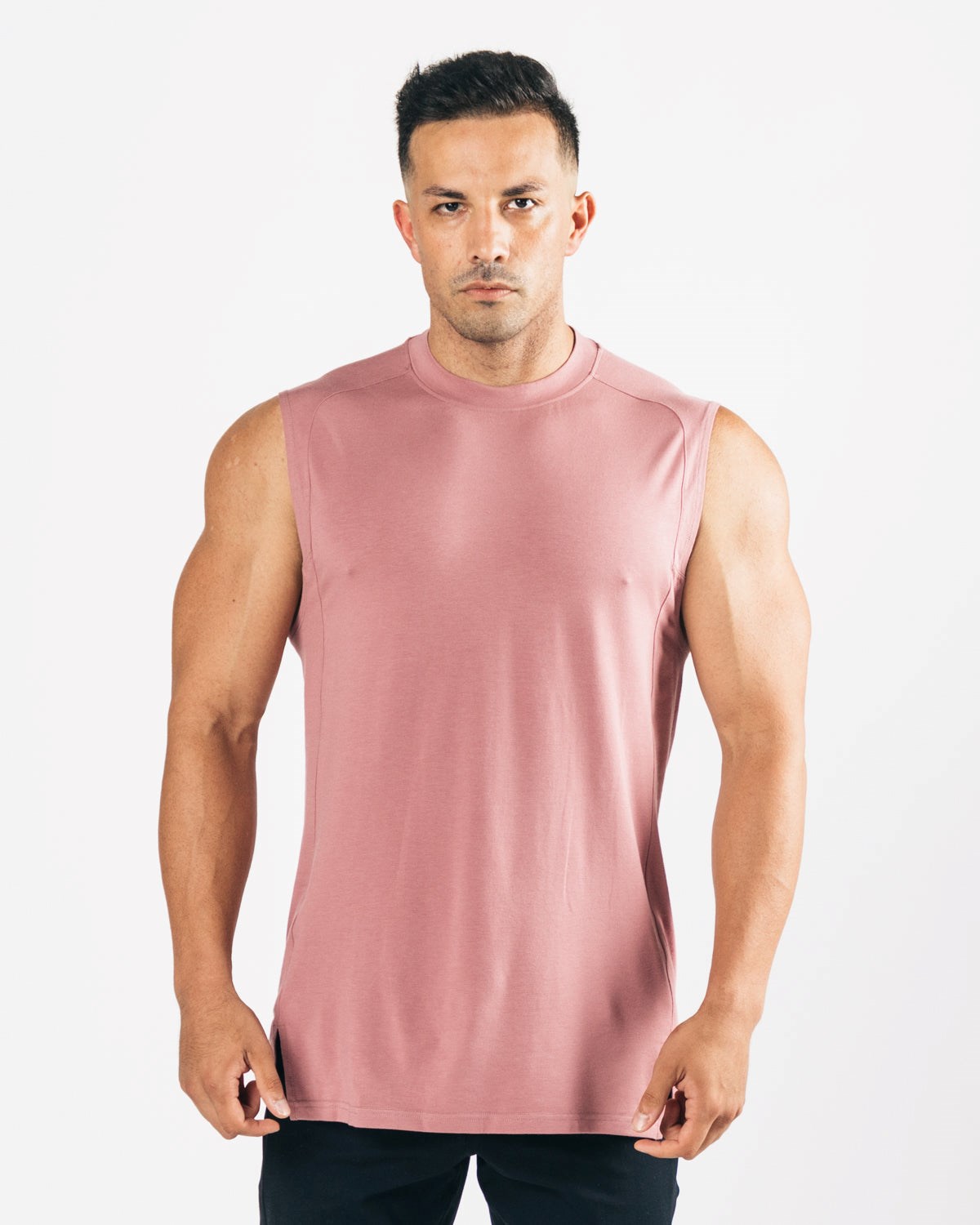 Alphalete High-Neck Premium Cutoff Cranberry Ice | GYPUH6195