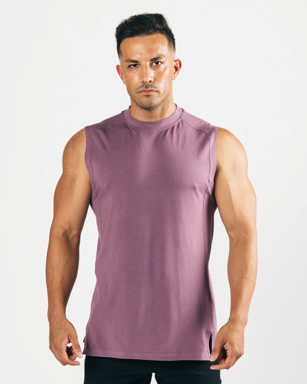 Alphalete High-Neck Premium Cutoff Sort | PLWZC0612