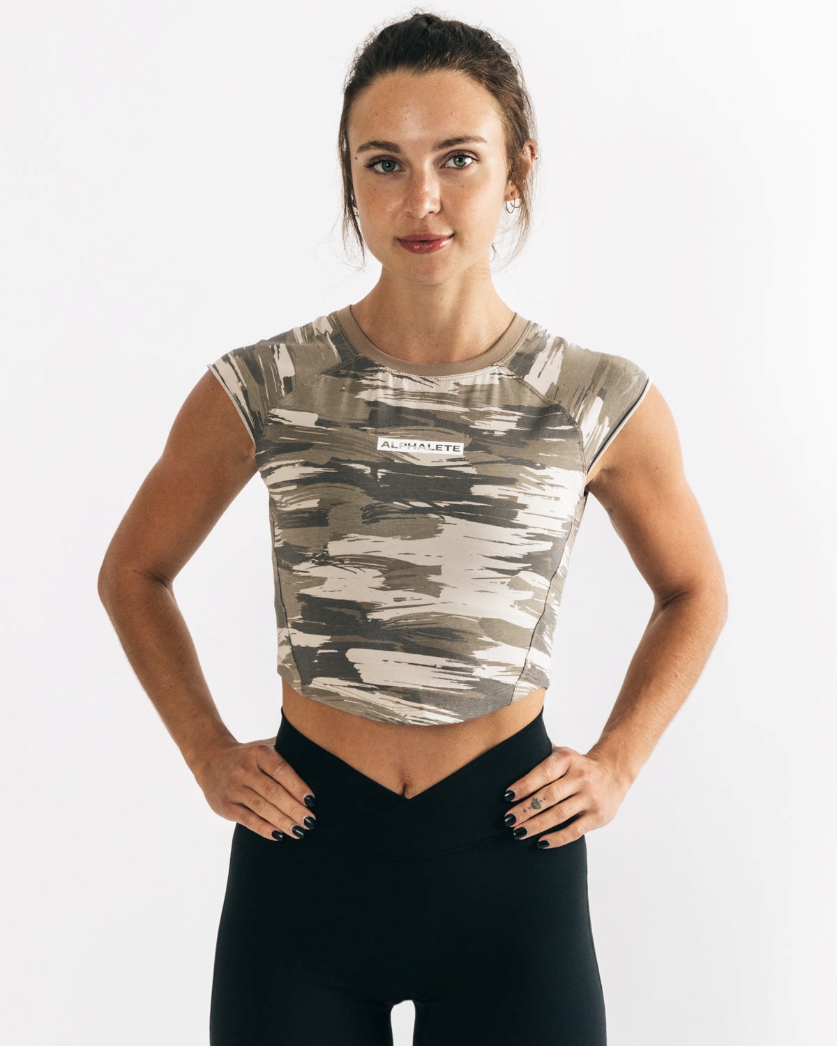 Alphalete High Performance Kort Sleeve Crop Tee Camo | CSAIY7943