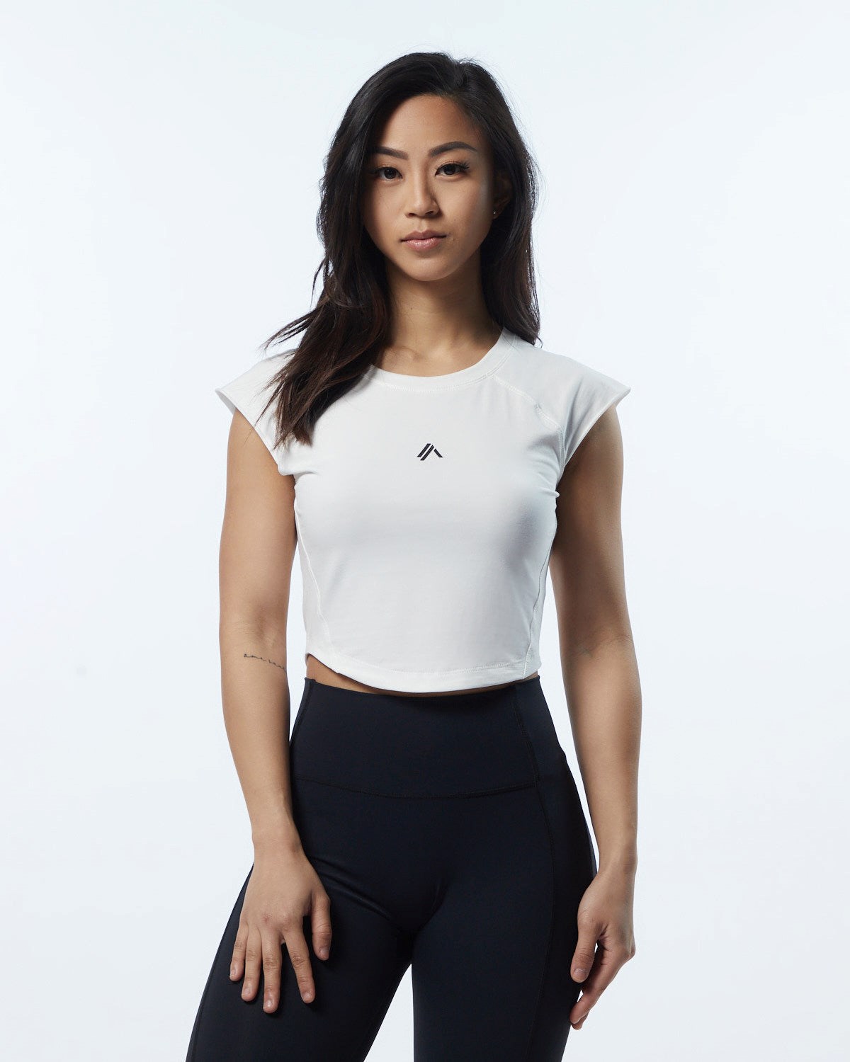 Alphalete High Performance Kort Sleeve Crop Tee Resin | PKREJ9721