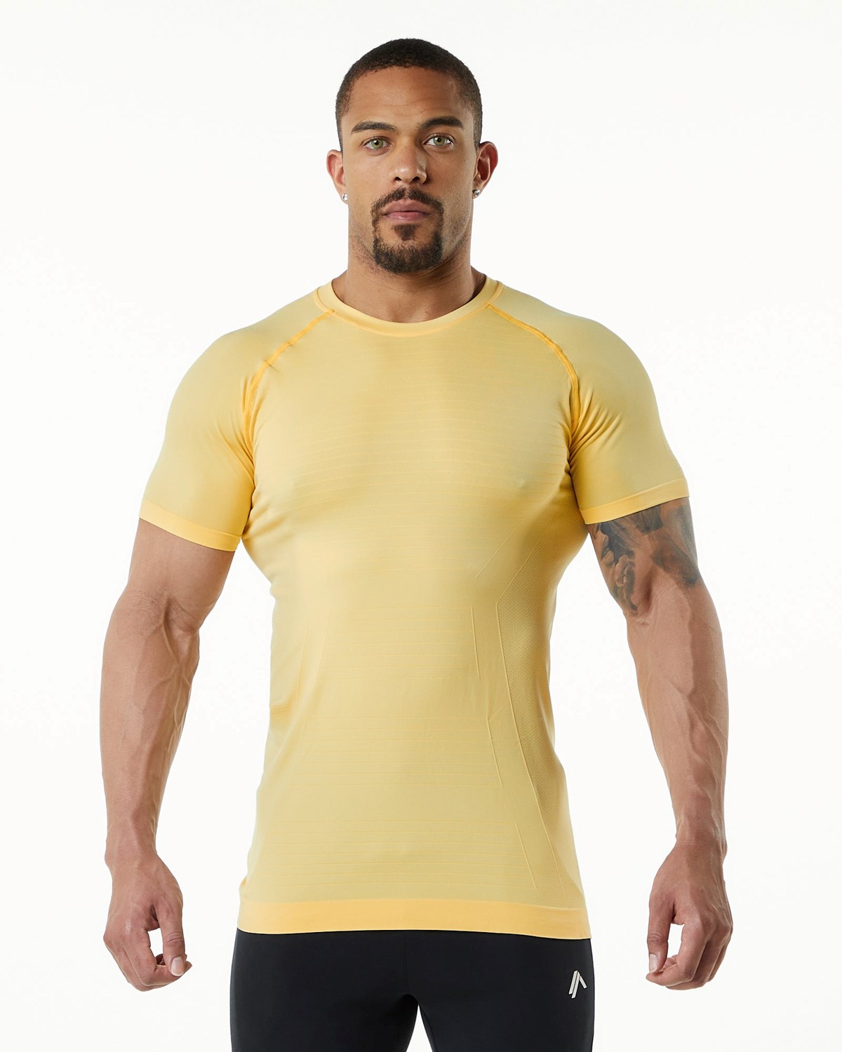 Alphalete High Performance Seamless Kort Sleeve Tee Faded Honey | AFWYI4028