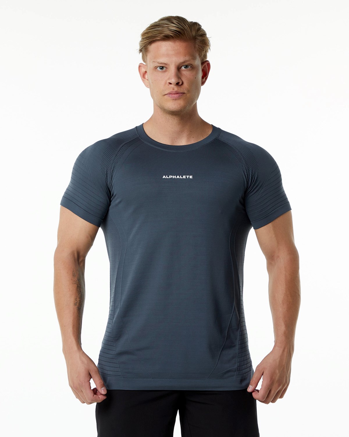 Alphalete High Performance Seamless Kort Sleeve Tee Carbon | ASXMR9140