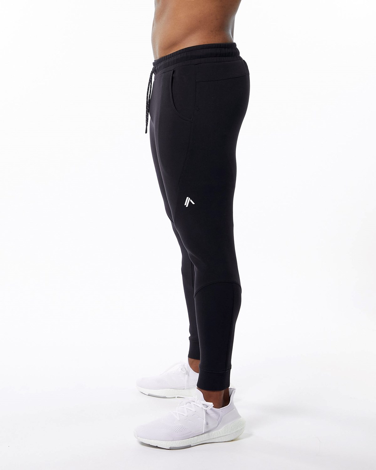 Alphalete Interlock Knit Cuffed Jogger Sort | DMZBY9542