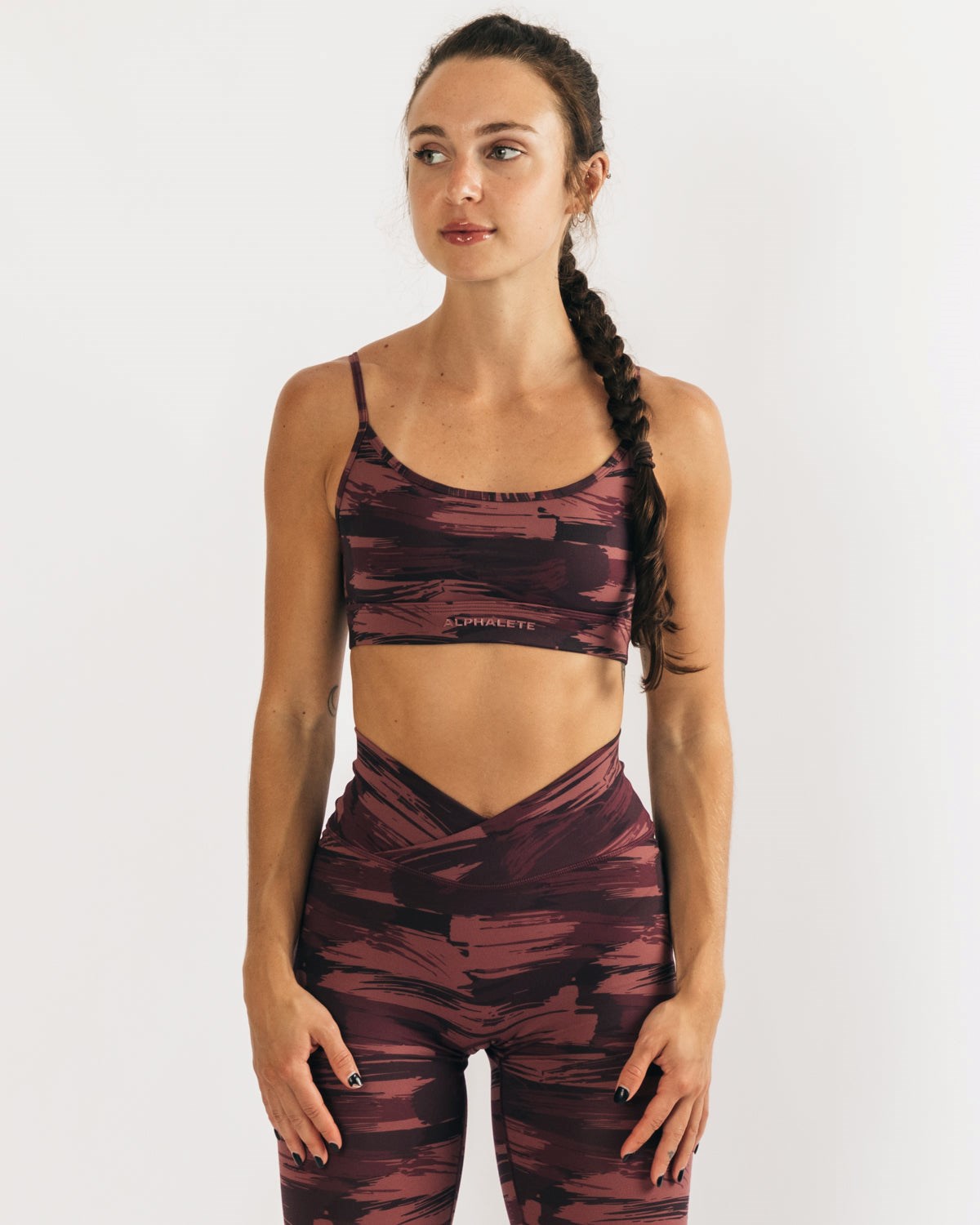 Alphalete Medium Impact Bra Bordeaux Camo | OVFBD7150