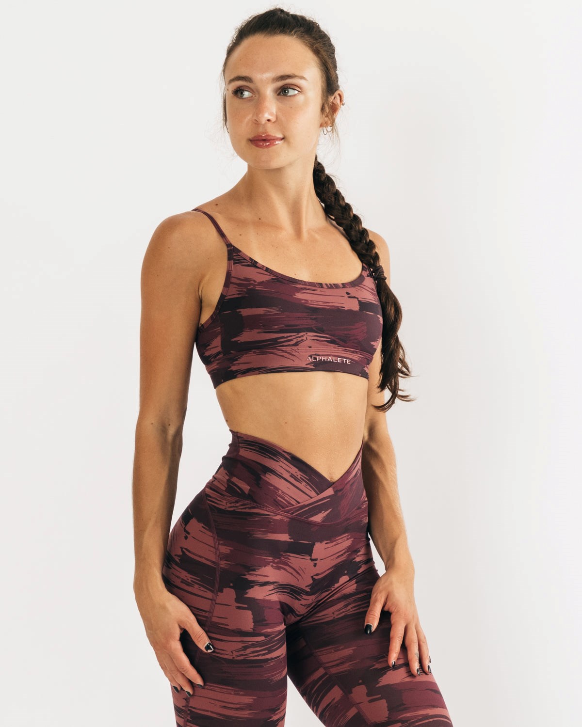 Alphalete Medium Impact Bra Bordeaux Camo | OVFBD7150