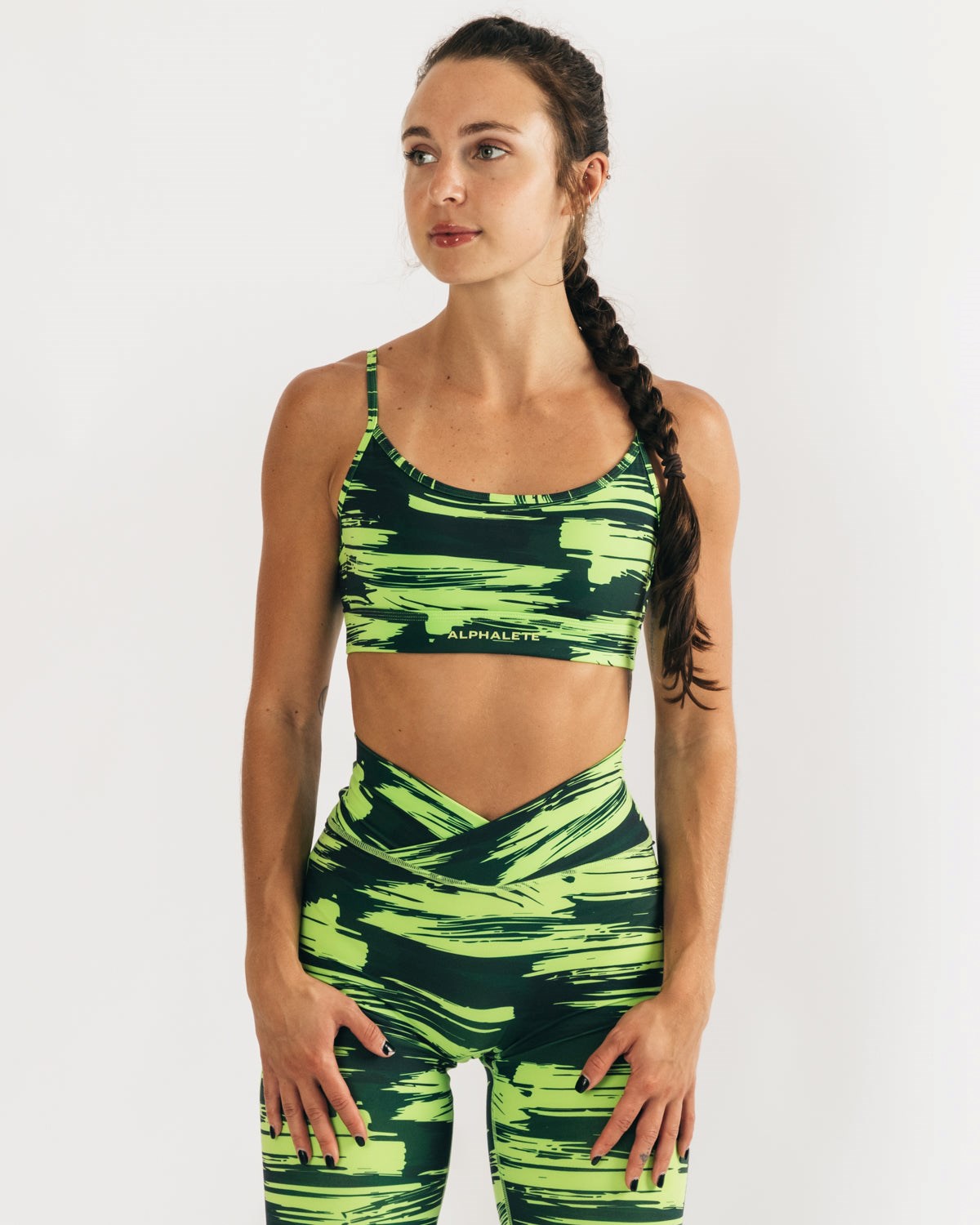 Alphalete Medium Impact Bra Camo | PHMUX2740