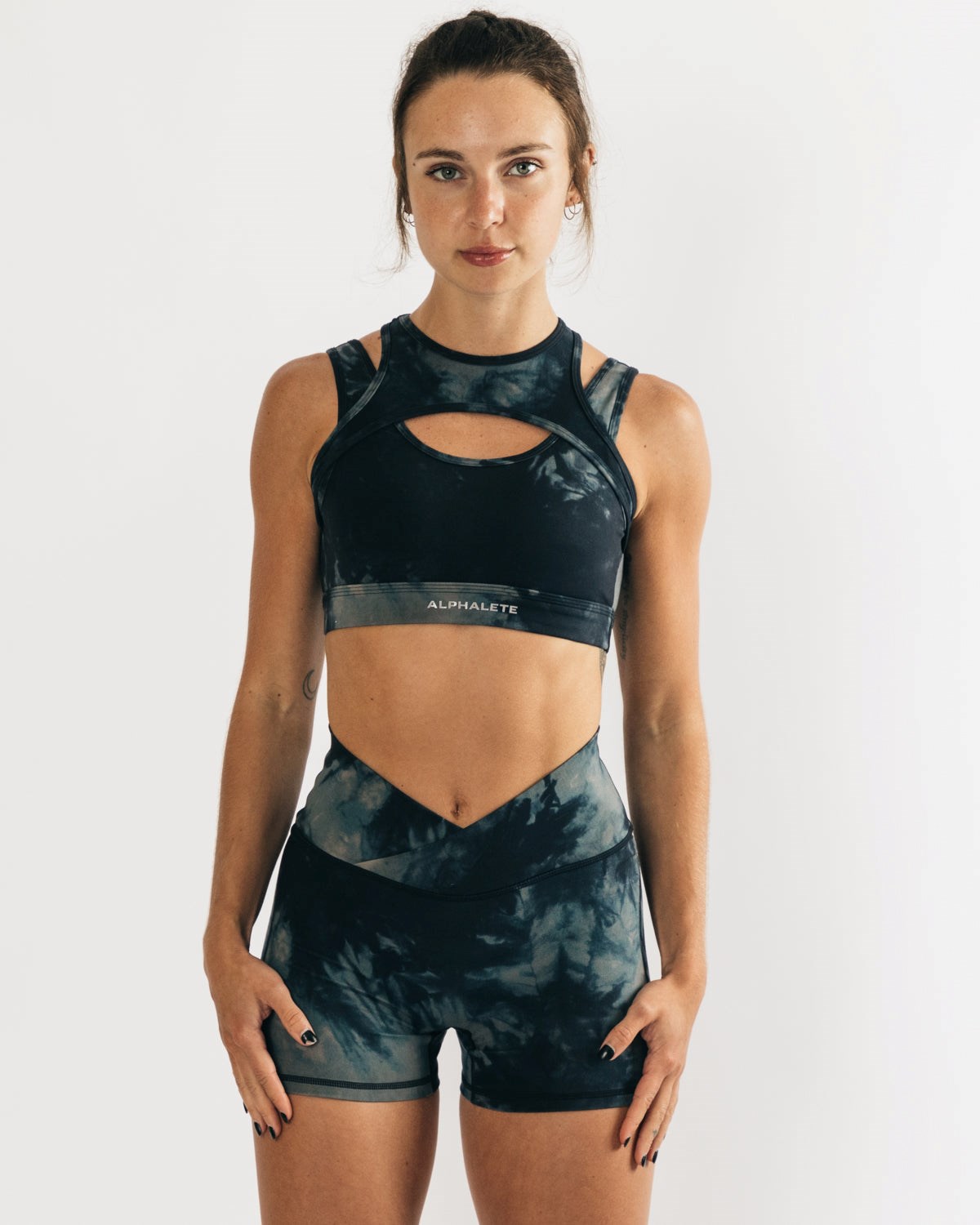 Alphalete Medium Impact Bra Sort | GZIBR7153