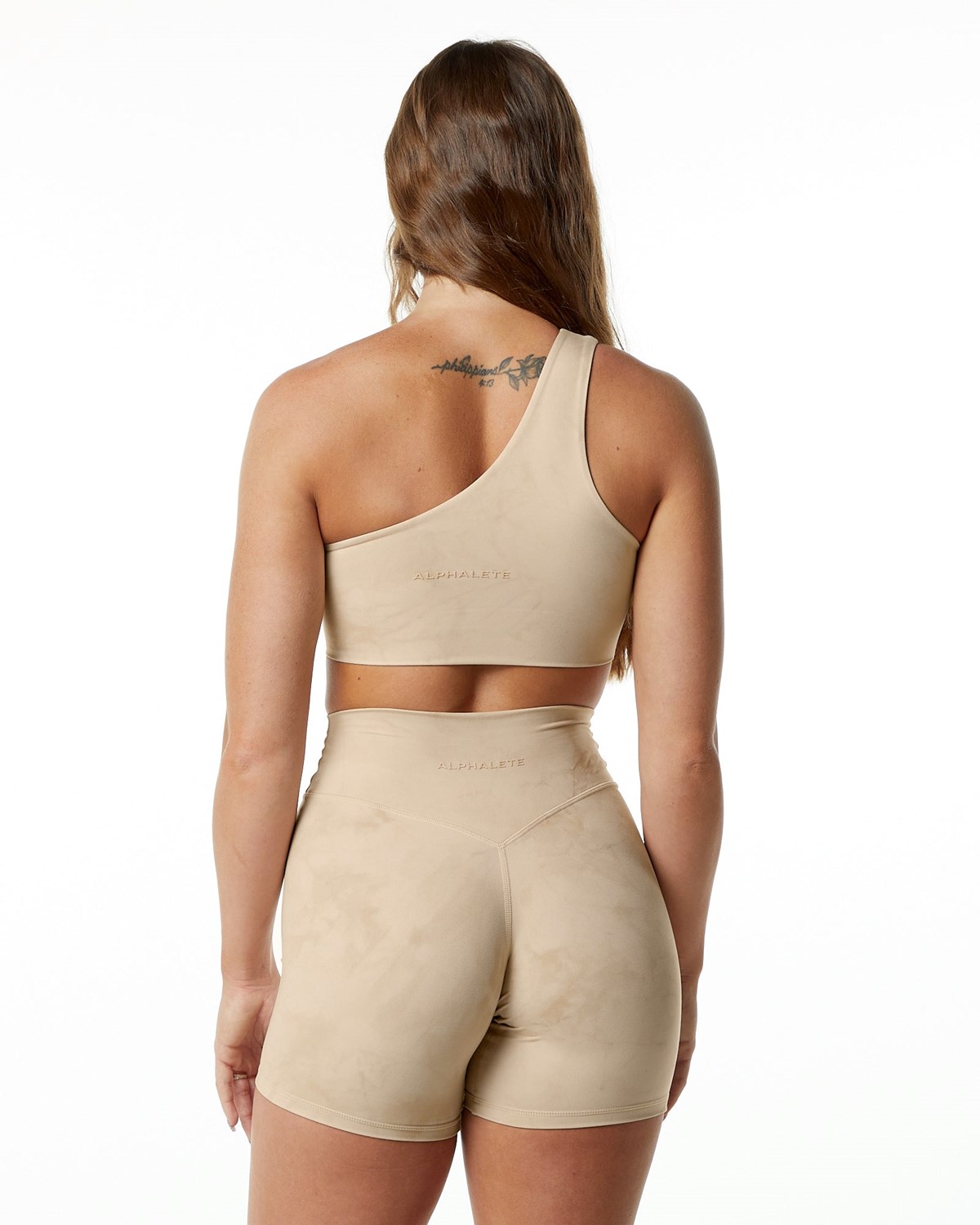 Alphalete Medium-Impact Luxury Sports Bra Hazelnut | UPFTA8692