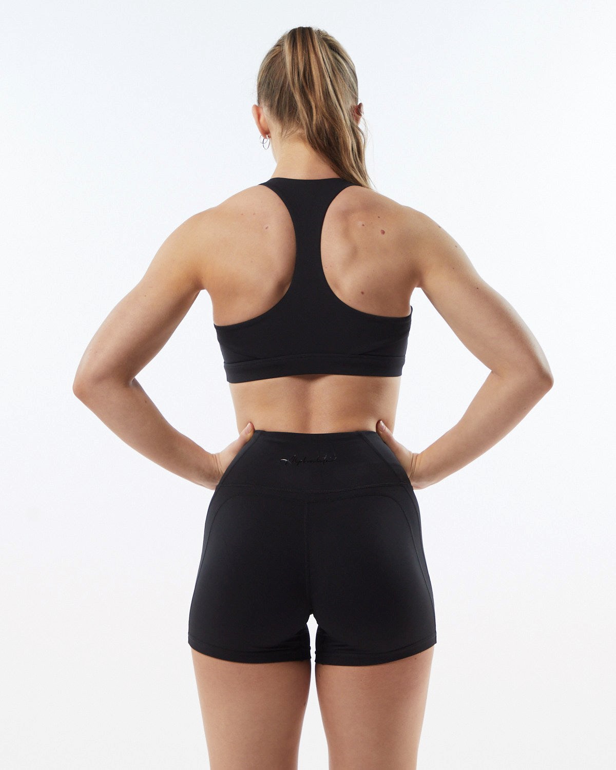 Alphalete Medium-Support Racer Back Sports Bra Blackout | IFYLJ9726