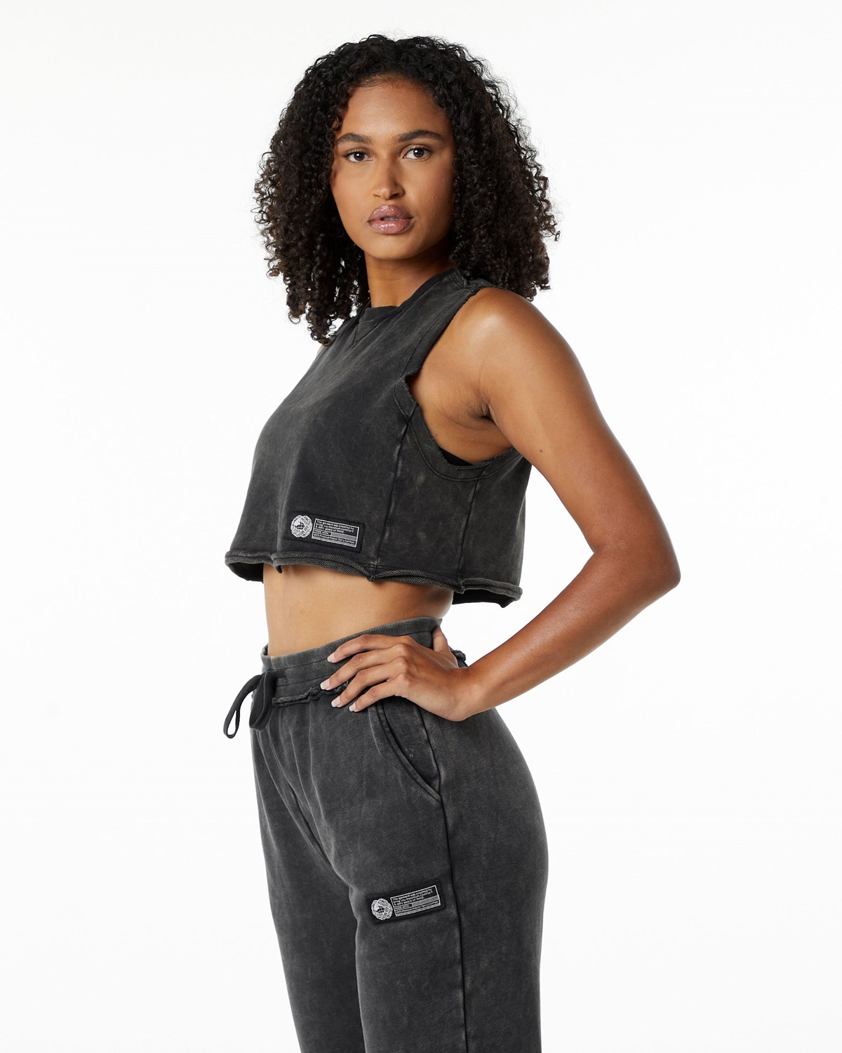 Alphalete Mid-Weight Washed Terry Crop Cutoff Onyx | XPUJN7928