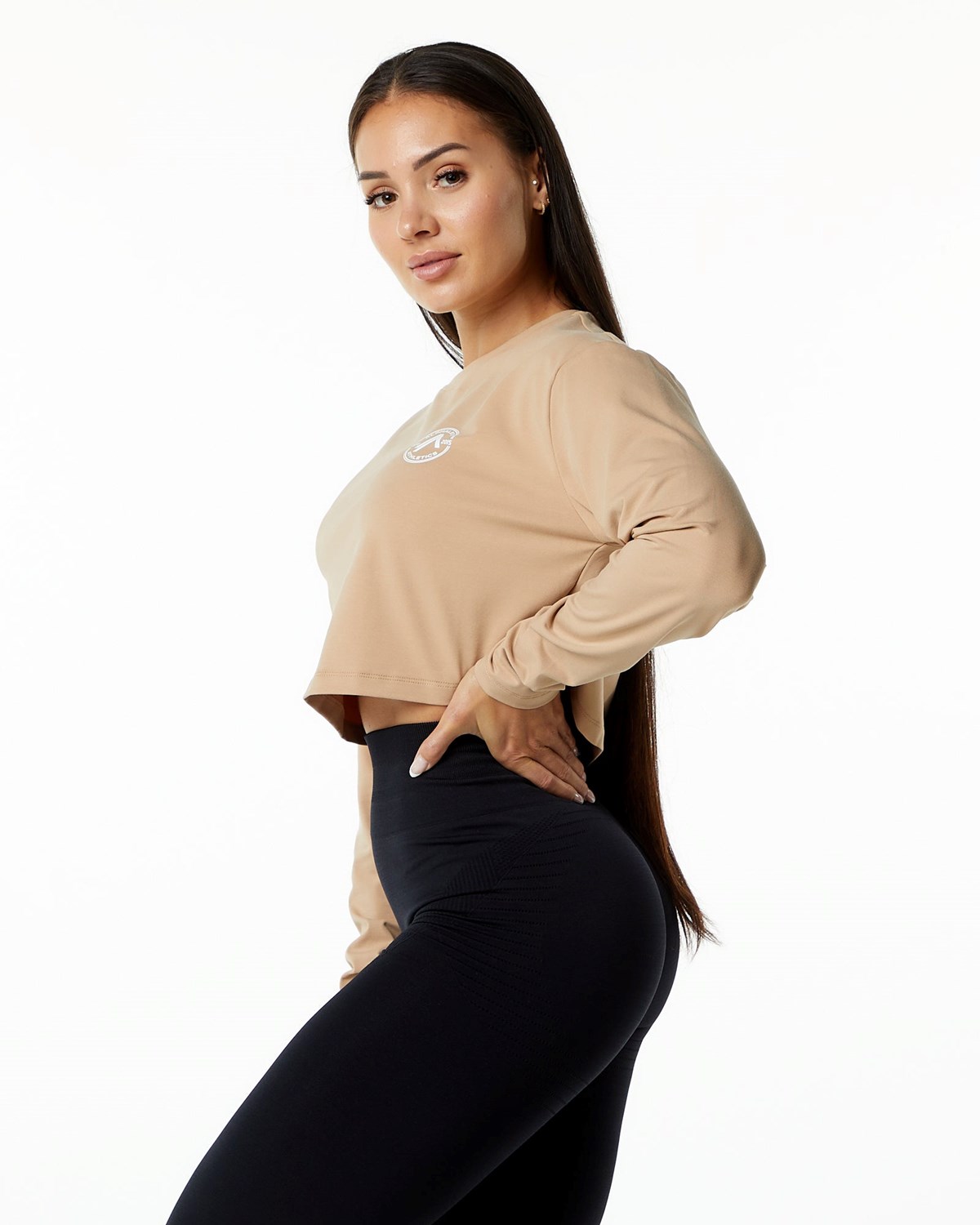 Alphalete Oversized Performance Long Sleeve Crop Taupe | TNMDF0261