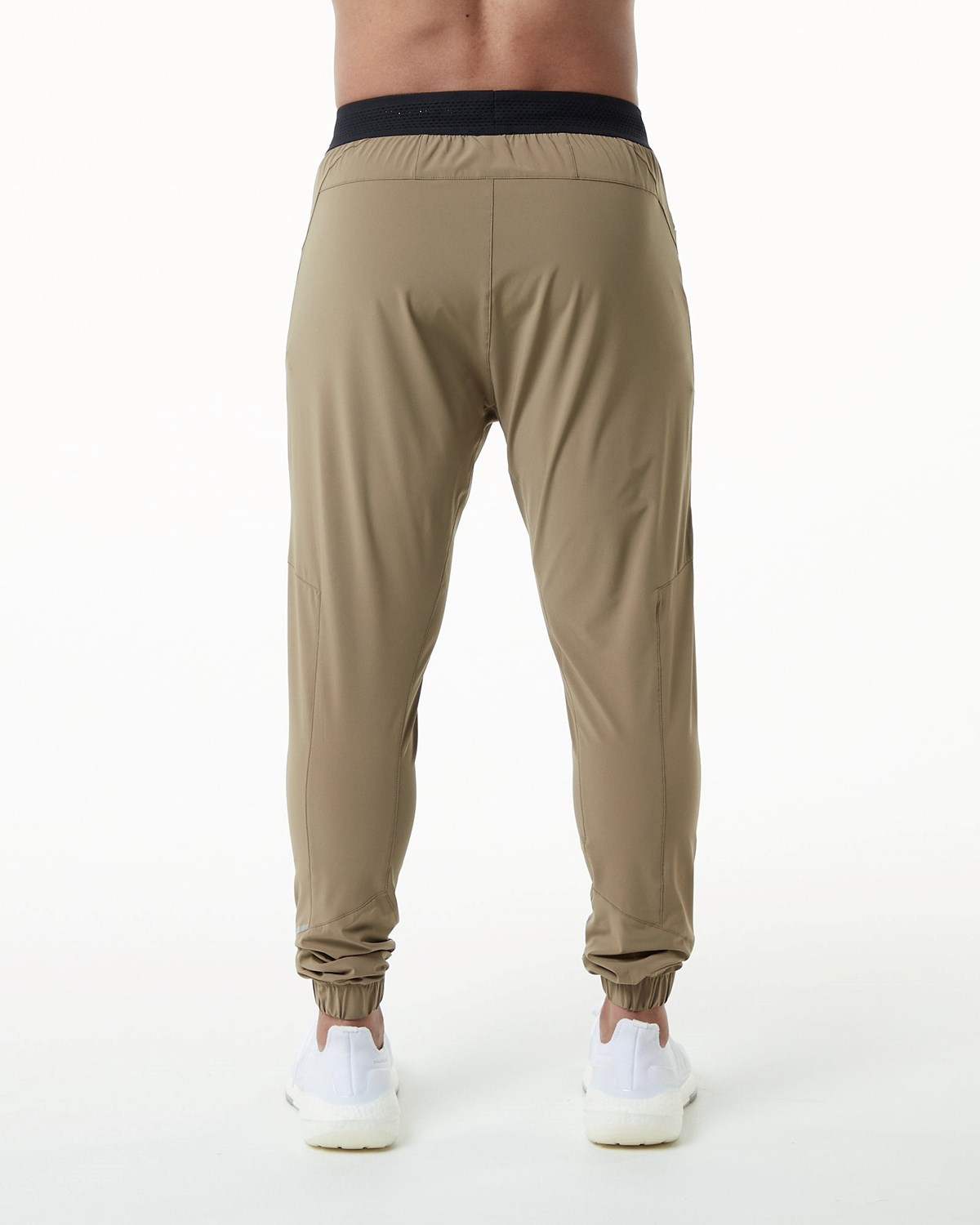 Alphalete Woven 4-Way Stretch 29